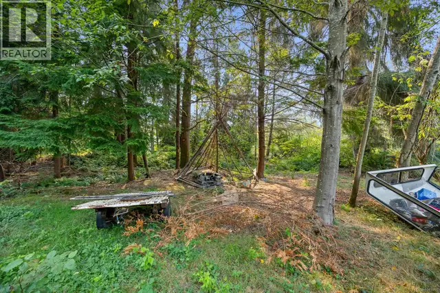 2180 SCHULZ Rd Black Creek, British Columbia in Houses for Sale in Comox / Courtenay / Cumberland - Image 20