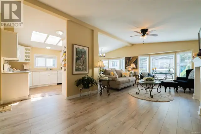 87 1927 Valley Oak Dr Nanaimo, British Columbia62863316687361122
