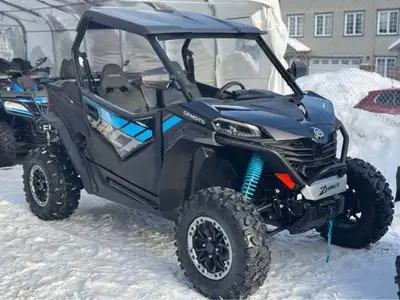 CFMOTO ZFORCE 950 SPORT 2026 Winch Portes Demi portes Toit Hitch Suspensions ajustables 60 pouces de...