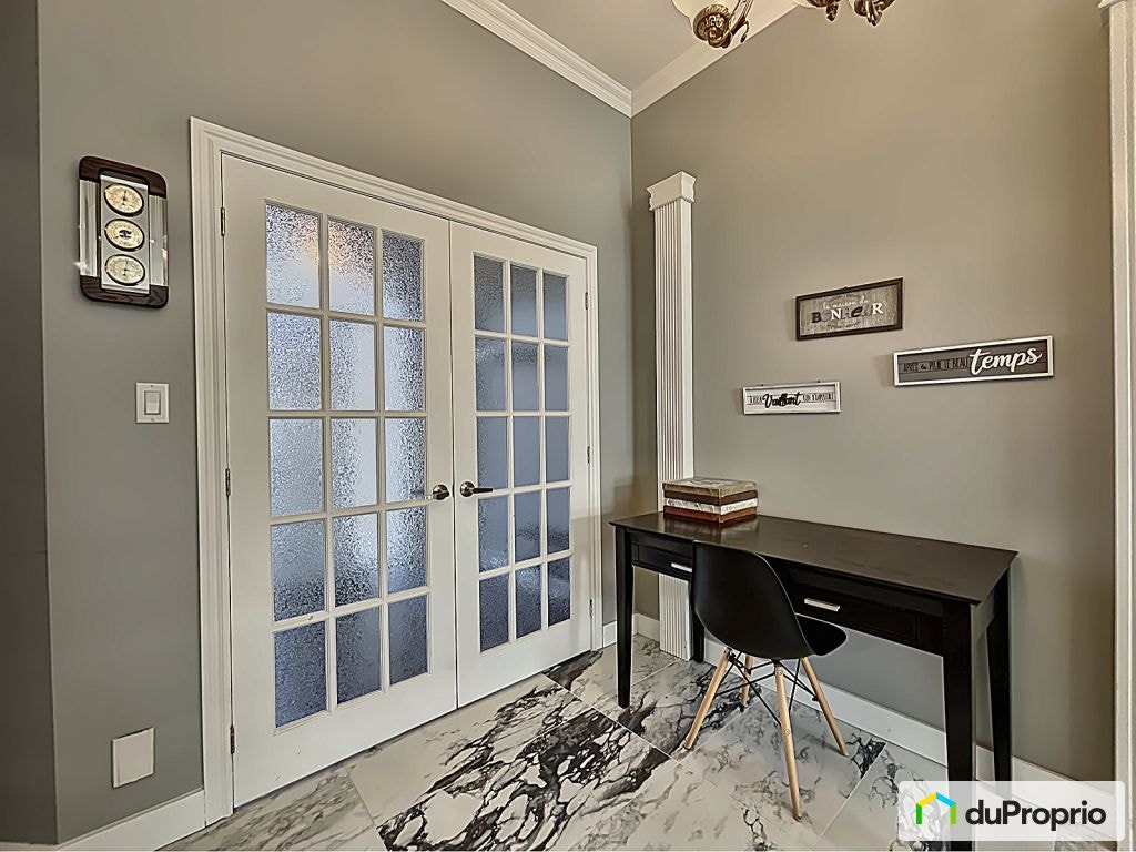 $940,000 - Bungalow in Trois-Rivières (Ste-Marthe-Du-Cap) — photo 2