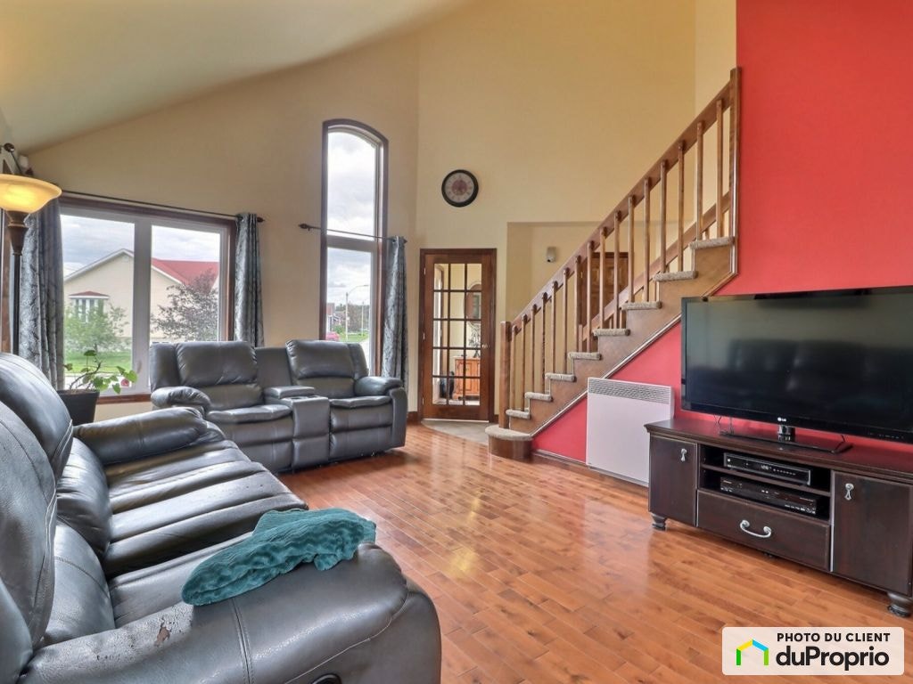 $695,000 - 1 1/2 Storey for sale in Val-d'Or — photo 3