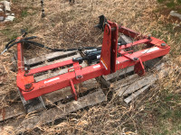 For sale: Used Work Saver Round Hay Bale Picker/Unroller