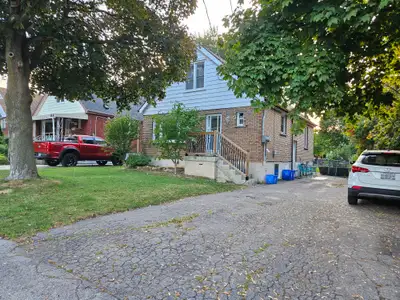 Amazing 2 BED 1 BATH BASEMENT UNIT IN HAMILTON MOUNTAIN This fabulous 2 bedroom detached lower level...