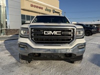 KBB.com Brand Image Awards. This GMC Sierra 1500 boasts a Gas V8 5.3L/325 engine powering this Autom... (image 9)