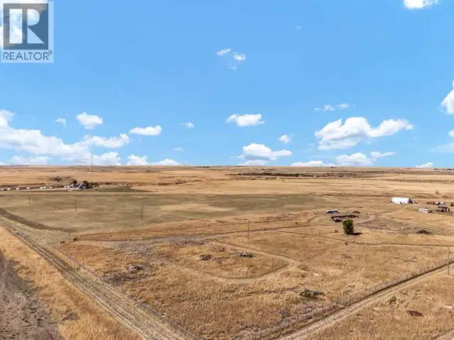 6101 10 Avenue NW Medicine Hat, Alberta in Land for Sale in Medicine Hat - Image 10