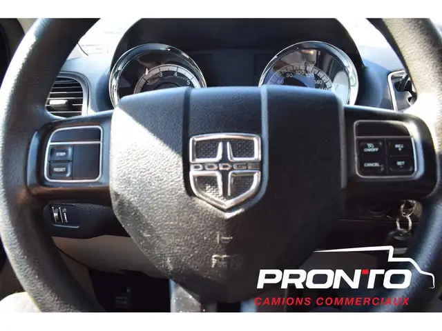 2017 Dodge Grand Caravan 4dr Wgn Canada Value Package ** AC ** in Cars & Trucks in Laval / North Shore - Image 13