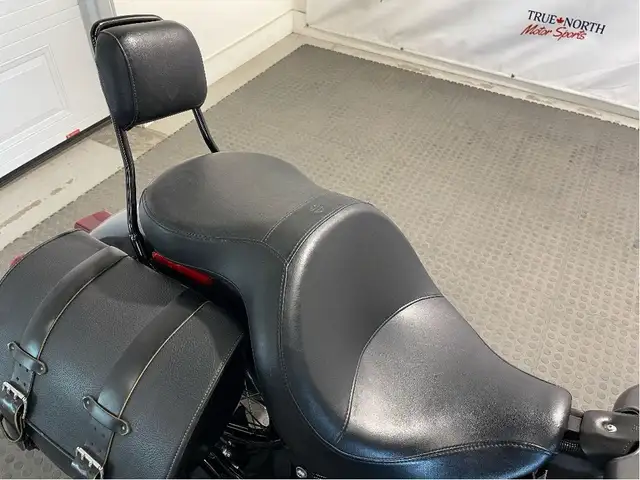 2015 Harley-Davidson Softail Slim CANADIAN HARLEY/STAGE ONE/VANC in Street, Cruisers & Choppers in North Bay - Image 13