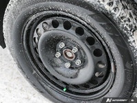 * 2 SETS OF TIRES, WINTERS AND SUMMERS * Panoramic power sunroof * LED tail lights * Automatic LED r... (image 8)