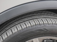 * 4MOTION All-Wheel Drive, 8-speed automatic with Tiptronic * Selectable modes via Active Control, i... (image 9)