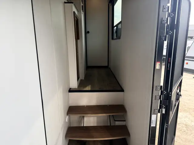 2022 Forest River CRUSADER 382 MBH in Travel Trailers & Campers in St. Albert - Image 32