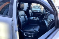 5.7 L 8 Cyl Engine Vehicle Options: Panoramic Roof, Sunroof, Blind Spot Monitoring, Apple Or Android... (image 6)