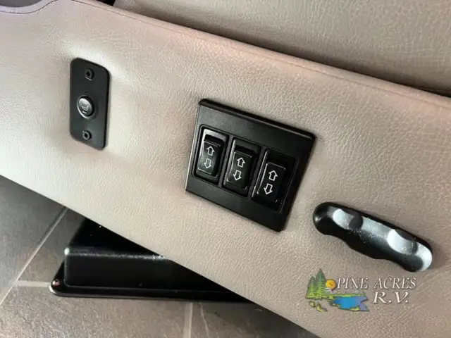 2024 Newmar New Aire 3549 Luxury Diesel Pusher in RVs & Motorhomes in Moncton - Image 30