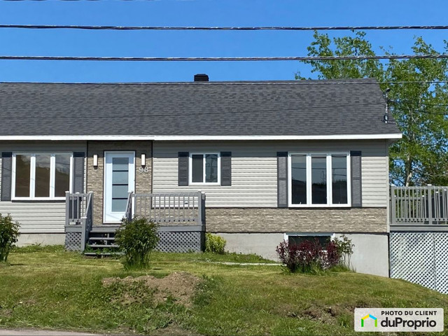 329 000$ - Bungalow à vendre à Chandler dans Maisons à vendre  à Gaspésie - Image 2