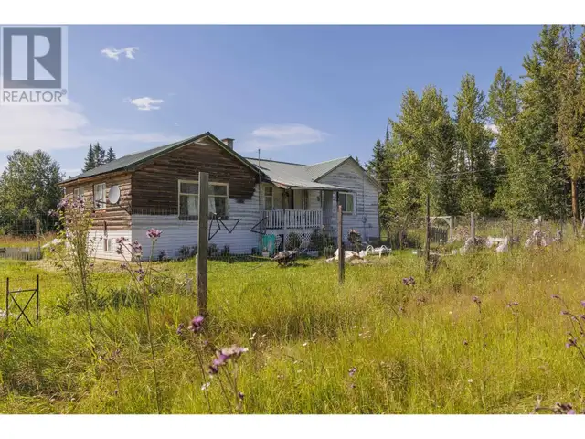8189 LOOS ROAD McBride, British Columbia in Houses for Sale in Quesnel - Image 5