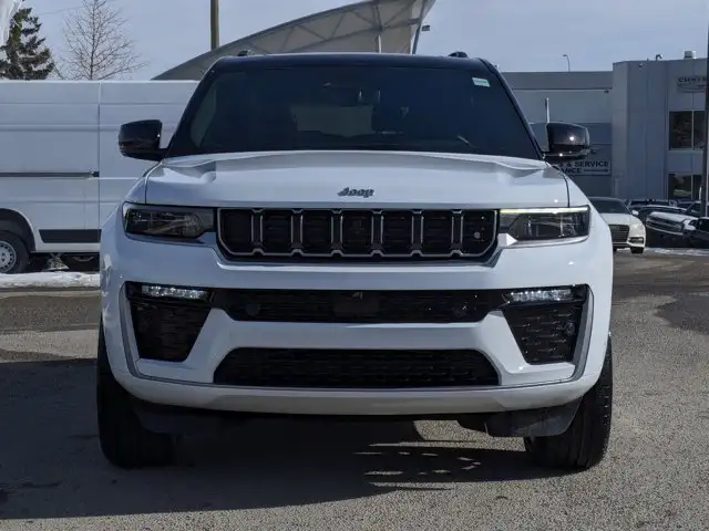 2026 Jeep Grand Cherokee L Summit * - Pano Sunroof - Palermo in Cars & Trucks in Calgary - Image 4
