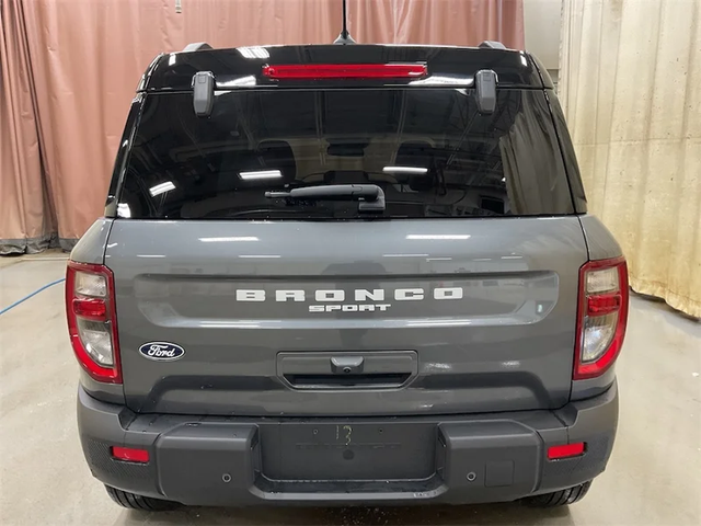 2026 FORD Bronco Sport Outer Banks in Cars & Trucks in Calgary - Image 5