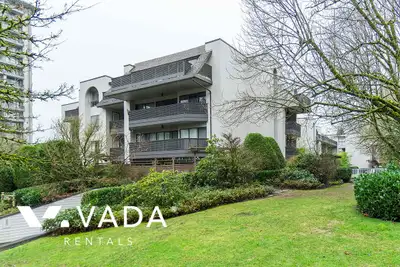 Hillside Terrace 1 Bedroom Apartment For Rent 204-1945 Woodway Place Burnaby: VADAPM.com This bright...