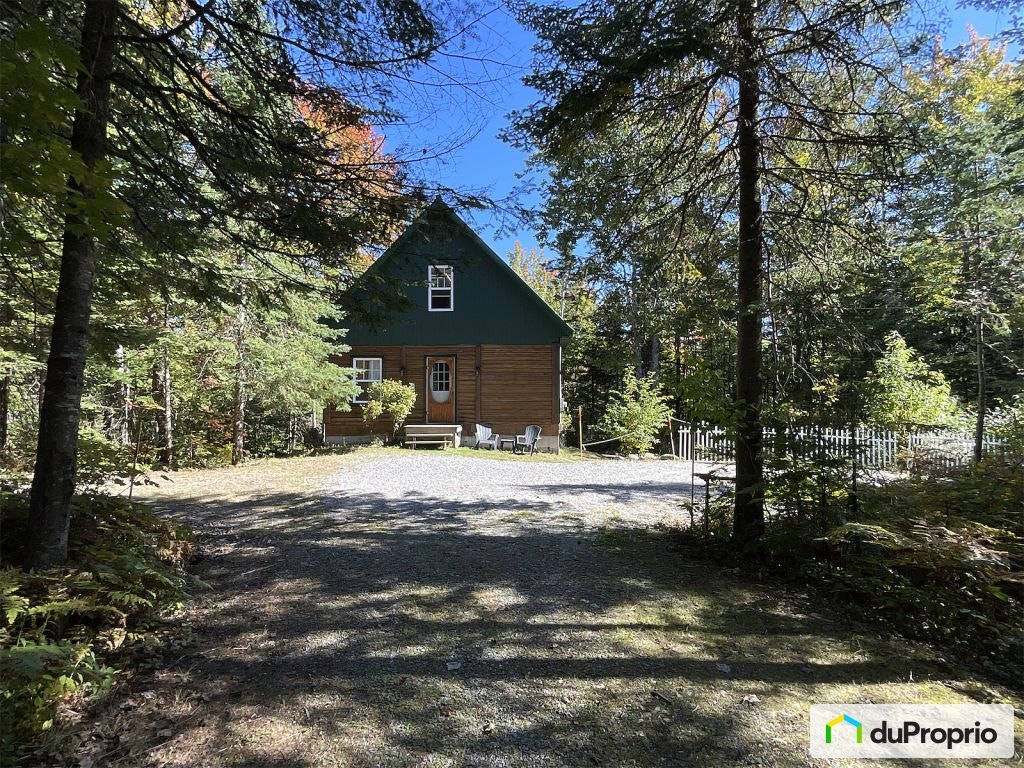 $390,000 - Cottage for sale in ND-De-Montauban — photo 1