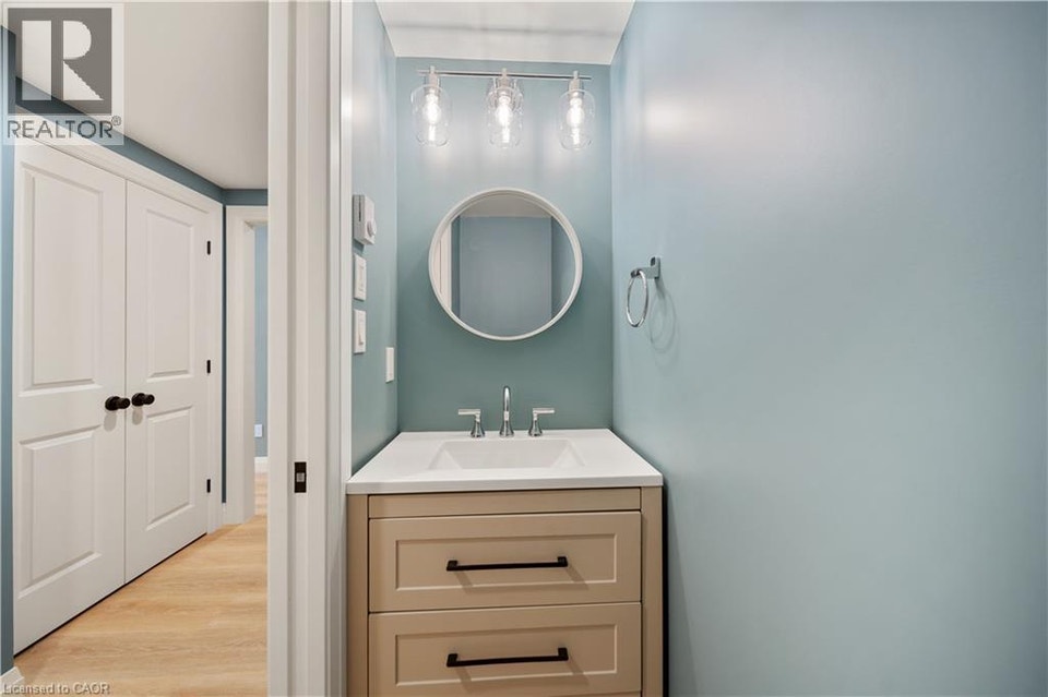 53 FRANKLIN Street Unit# B Brantford, Ontario 5