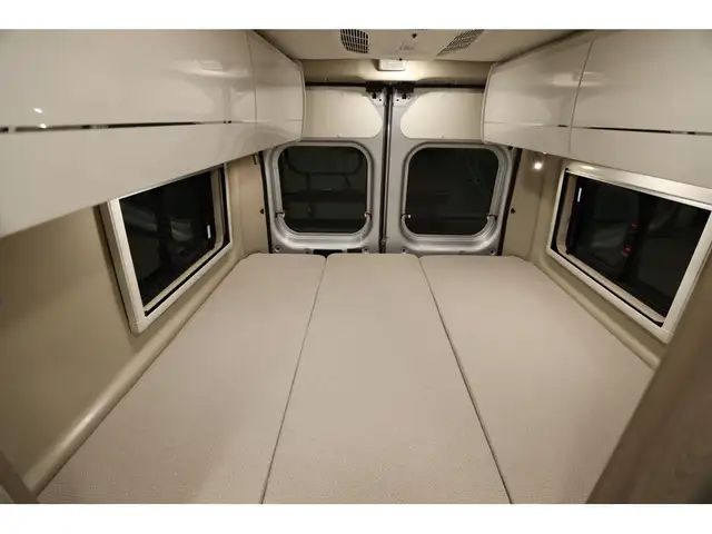 2022 Thor Motor Coach Tellaro Sequence / tellaro 20A Classe B av in Travel Trailers & Campers in Laval / North Shore - Image 17