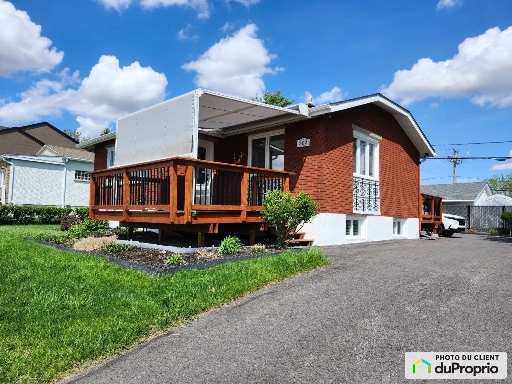 $549,000 - Bungalow for sale in St-Jean-sur-Richelieu (St-Luc) — photo 2