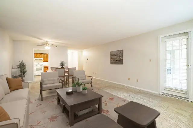 212 15255 18 AVENUE Surrey, British Columbia in Condos for Sale in Delta/Surrey/Langley - Image 9