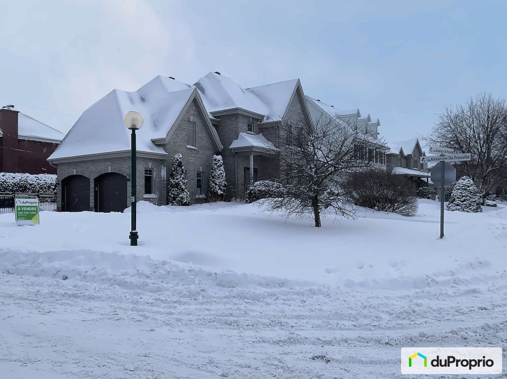 $1,289,000 - 2 Storey for sale in Carignan — photo 2