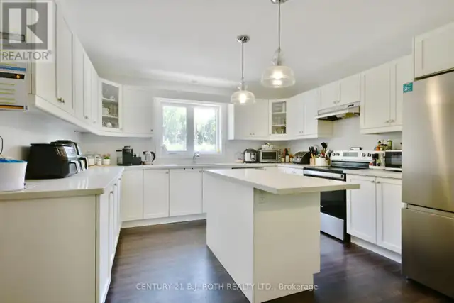 5 GERUS ROAD Tiny, Ontario in Houses for Sale in Barrie - Image 9