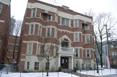 Building Information The envy of the city! 1 & 7 Glen Road is a 4-story low-rise heritage building w...