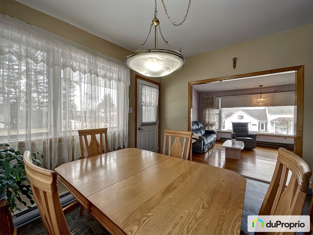 $369,000 - Bungalow for sale in Danville — photo 3