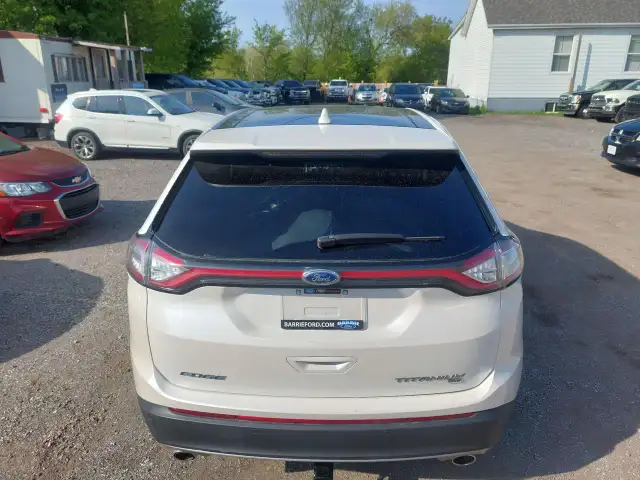 2017 Ford Edge Titanium525767157587660804