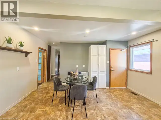 11 DUNCAIRN Avenue Kitchener, Ontario in Houses for Sale in Kitchener / Waterloo - Image 16