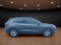 Price includes $1,000 finance credit. Price does not include fees or taxes. Experience the thrilling... (image 4)