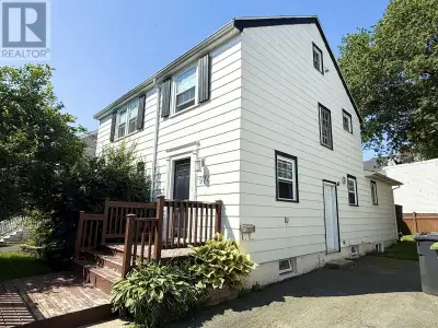 GREAT LOCATION! GREAT CONDITION! WONDERFUL 4 BEDROOM FAMILY HOME ON QUIET SOUTH END HALIFAX STREET,...