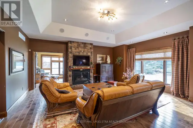 544423 CLARKE ROAD South-West Oxford, Ontario in Land for Sale in Woodstock - Image 14