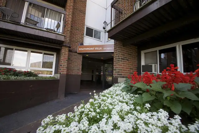 1 Bedroom in Ottawa East for November in Long Term Rentals in Ottawa - Image 5