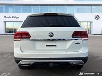 KBB.com 12 Best Family Cars. This Volkswagen Atlas boasts a Regular Unleaded V-6 3.6 L/220 engine po... (image 3)