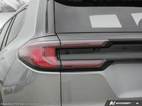 This GMC Acadia has a strong Gas 2.5L/ engine powering this Automatic transmission. * This GMC Acadi... (image 9)