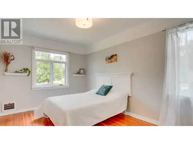 2302 23 Avenue Vernon, British Columbia in Houses for Sale in Vernon - Image 20