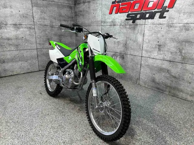 2023 KAWASAKI KLX140R F in Dirt Bikes & Motocross in Laval / North Shore - Image 4