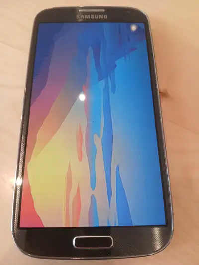 Samsung GALAXY S4 / 16GB Telus SiM locked, View more
