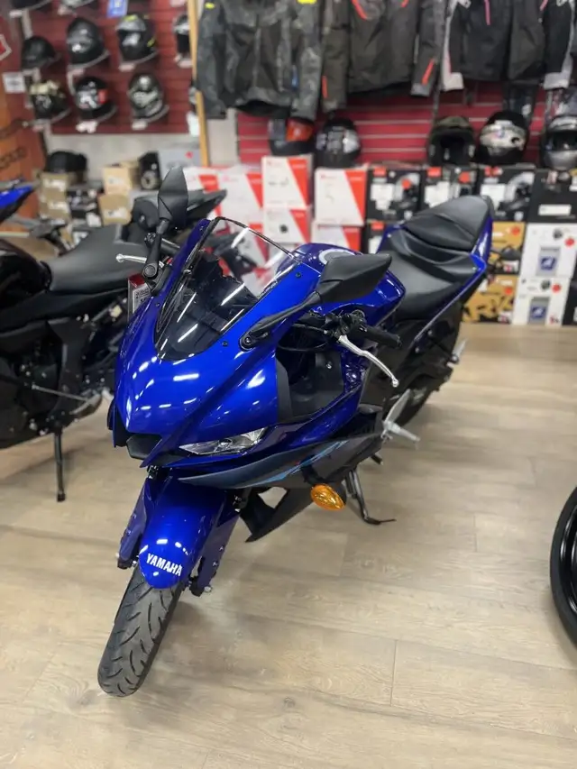 2024 Yamaha YZF-R3 in Street, Cruisers & Choppers in Ottawa - Image 3