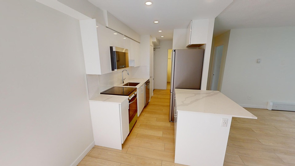 Apartment for Rent at The Windsor, West End Vancouver 2