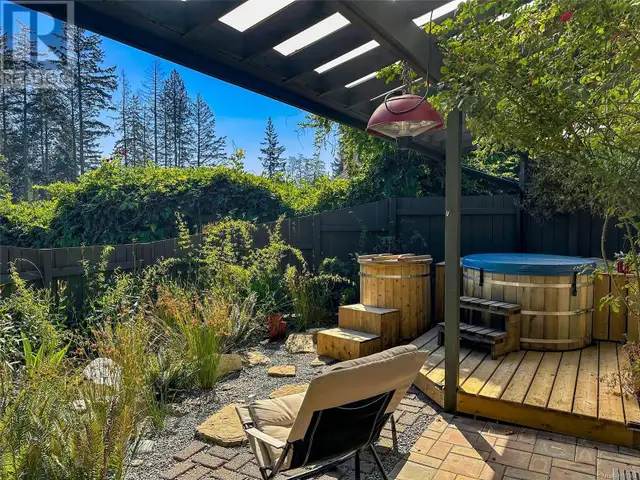 1901 East Rd Denman Island, British Columbia in Houses for Sale in Comox / Courtenay / Cumberland - Image 41