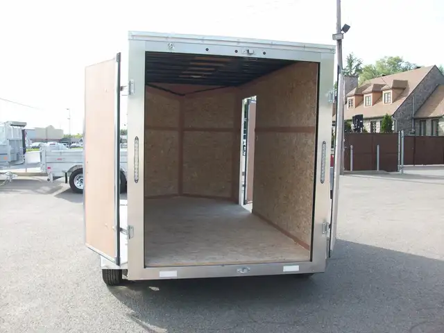 2025 Weberlane CARGO 6' X 12' 2 ESSIEUX 3 PORTES CONTRACTEUR UTI in Cargo & Utility Trailers in Laval / North Shore - Image 11