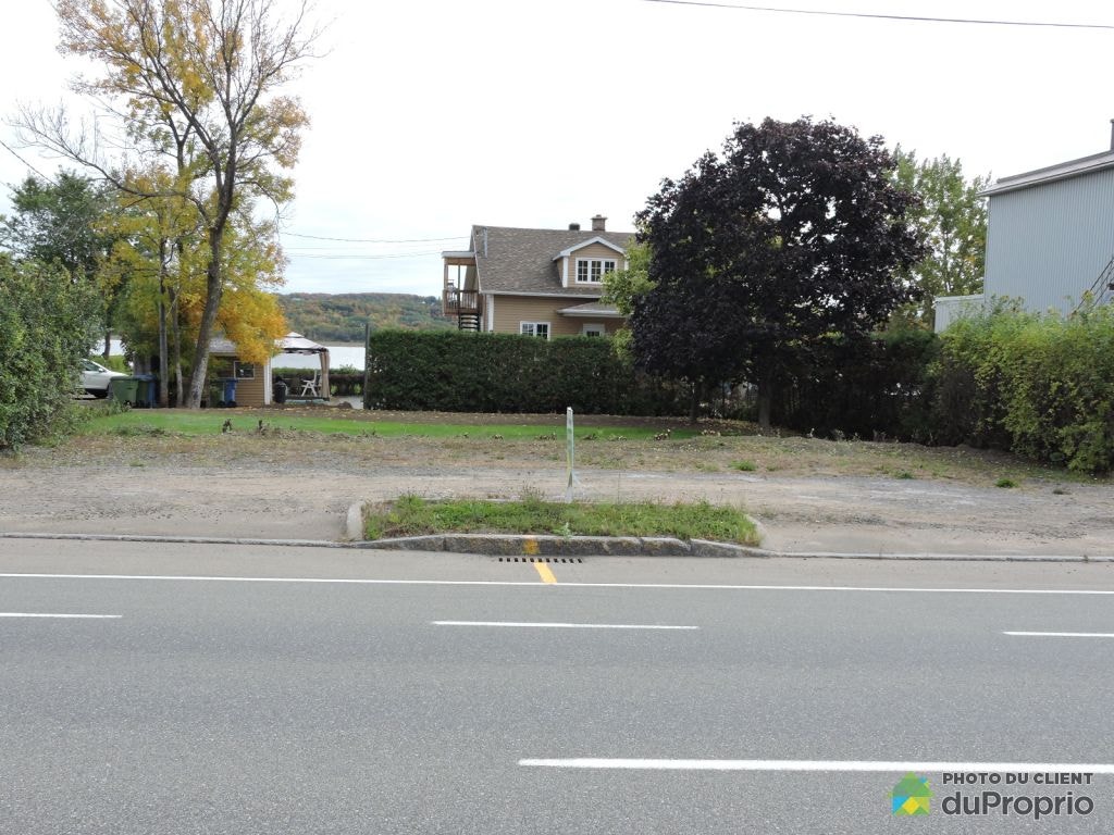 $250,000 - Price taxes included - Commercial Lot for sale — photo 1