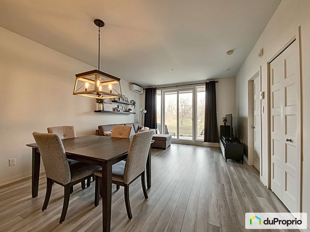 $399,900 - Condominium for sale in Longueuil (Vieux-Longueuil) — photo 3