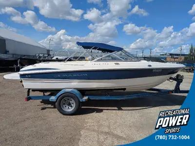 This well-kept pre-owned 18-foot bowrider offers reliable performance with its 4.3L MerCruiser engin...