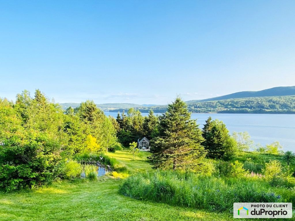 $689,000 - 2 Storey for sale in Gaspe — photo 1
