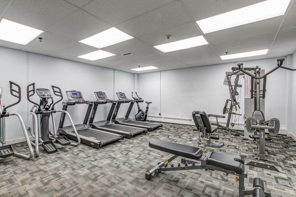 Park Royal Village Apartments - 2 Bedroom available at 2360 Bonn 4